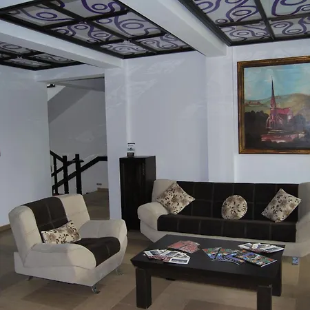 Bed & Breakfast Casa Domneasca Cacica